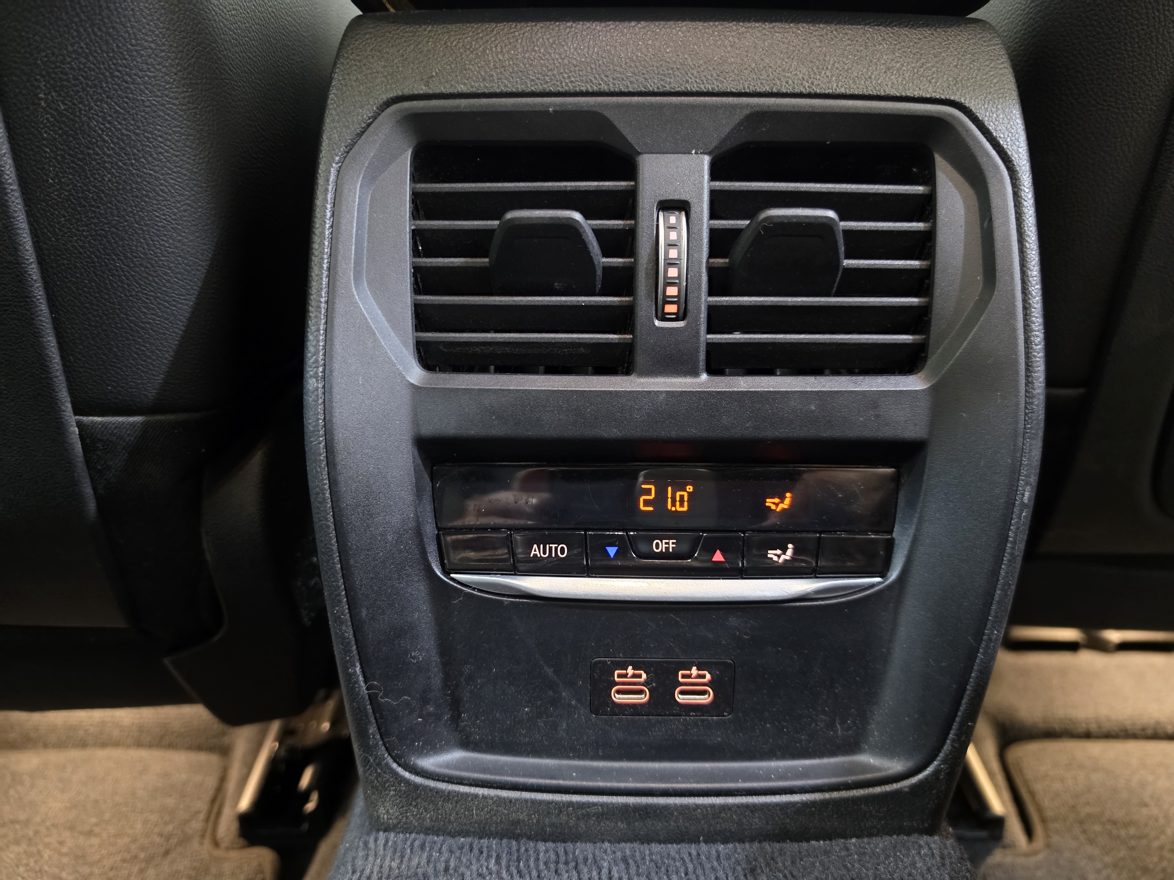 BMW 320e Plug-In Hybrid M-Sport 13