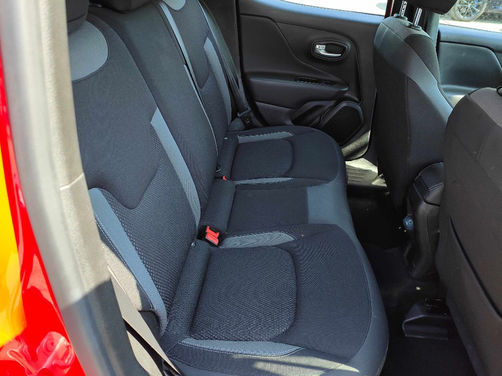 Jeep Renegade 1.5i T4 Mild-Hybrid Limited 8