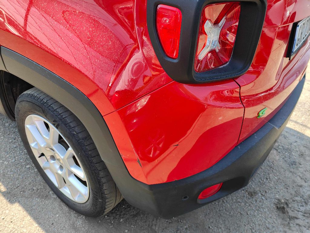 Jeep Renegade 1.5i T4 Mild-Hybrid Limited 19