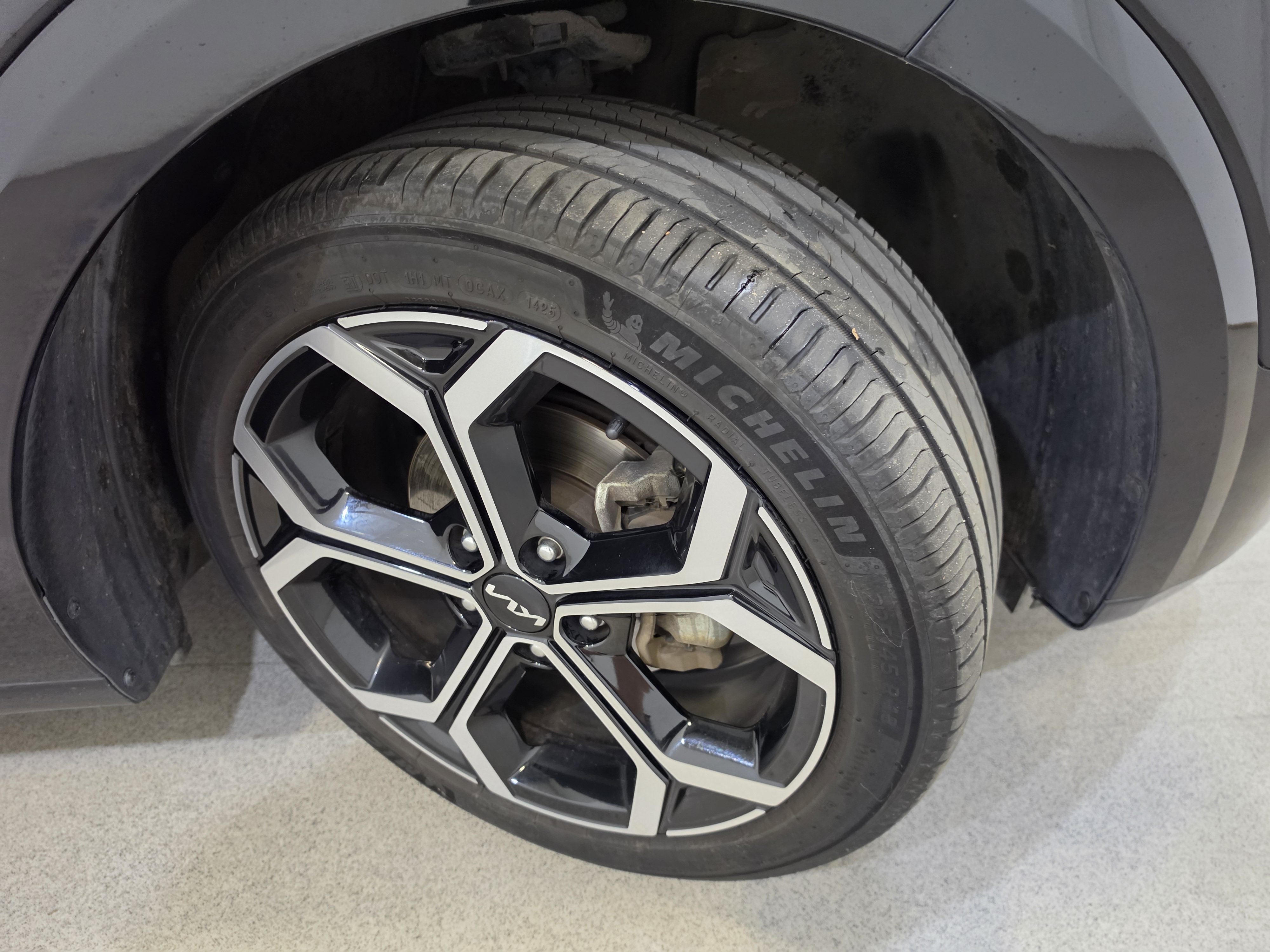 Kia Niro 1.6 GDI Hybrid Premium 36