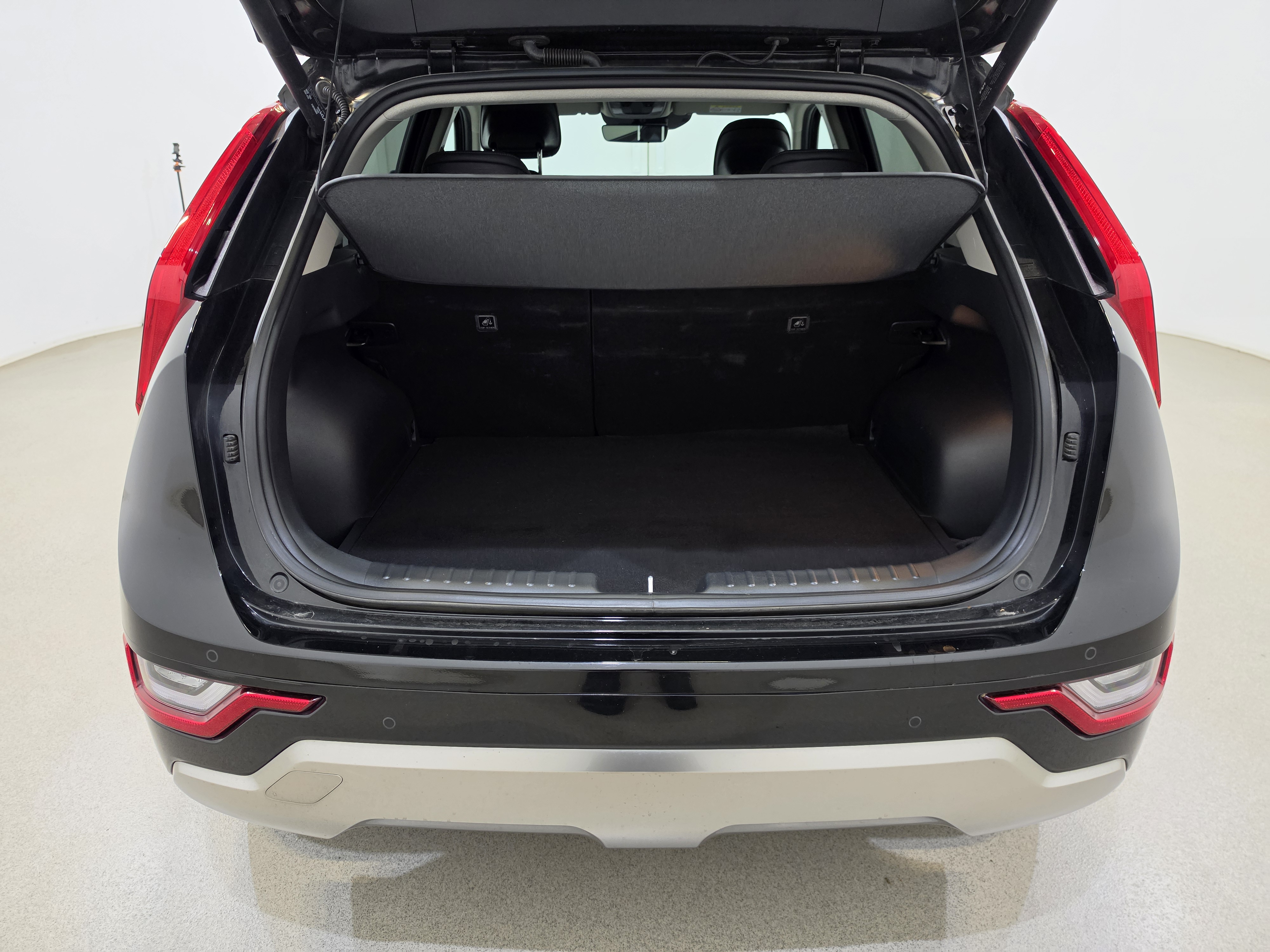 Kia Niro 1.6 GDI Hybrid Premium 14