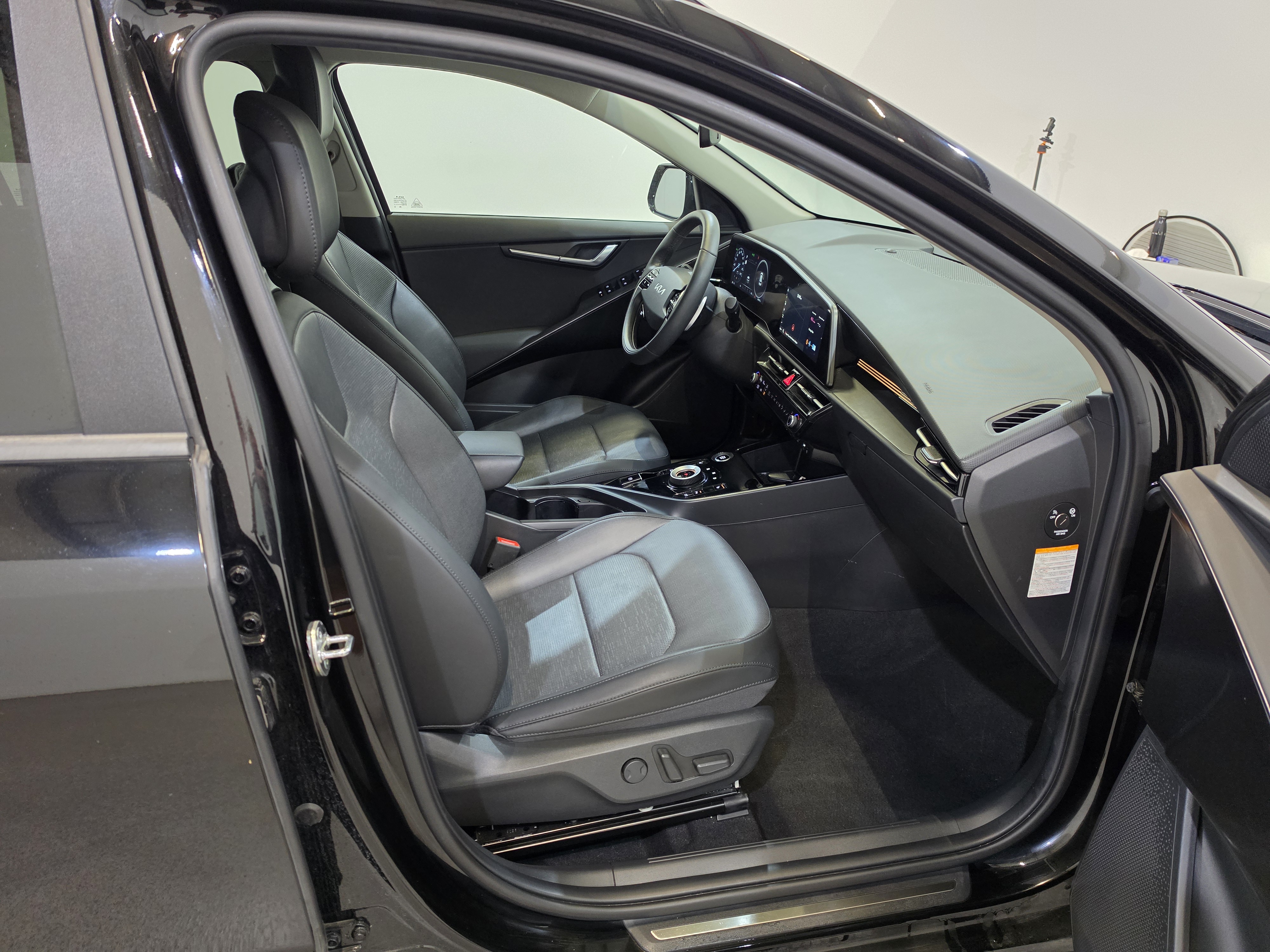 Kia Niro 1.6 GDI Hybrid Premium 11