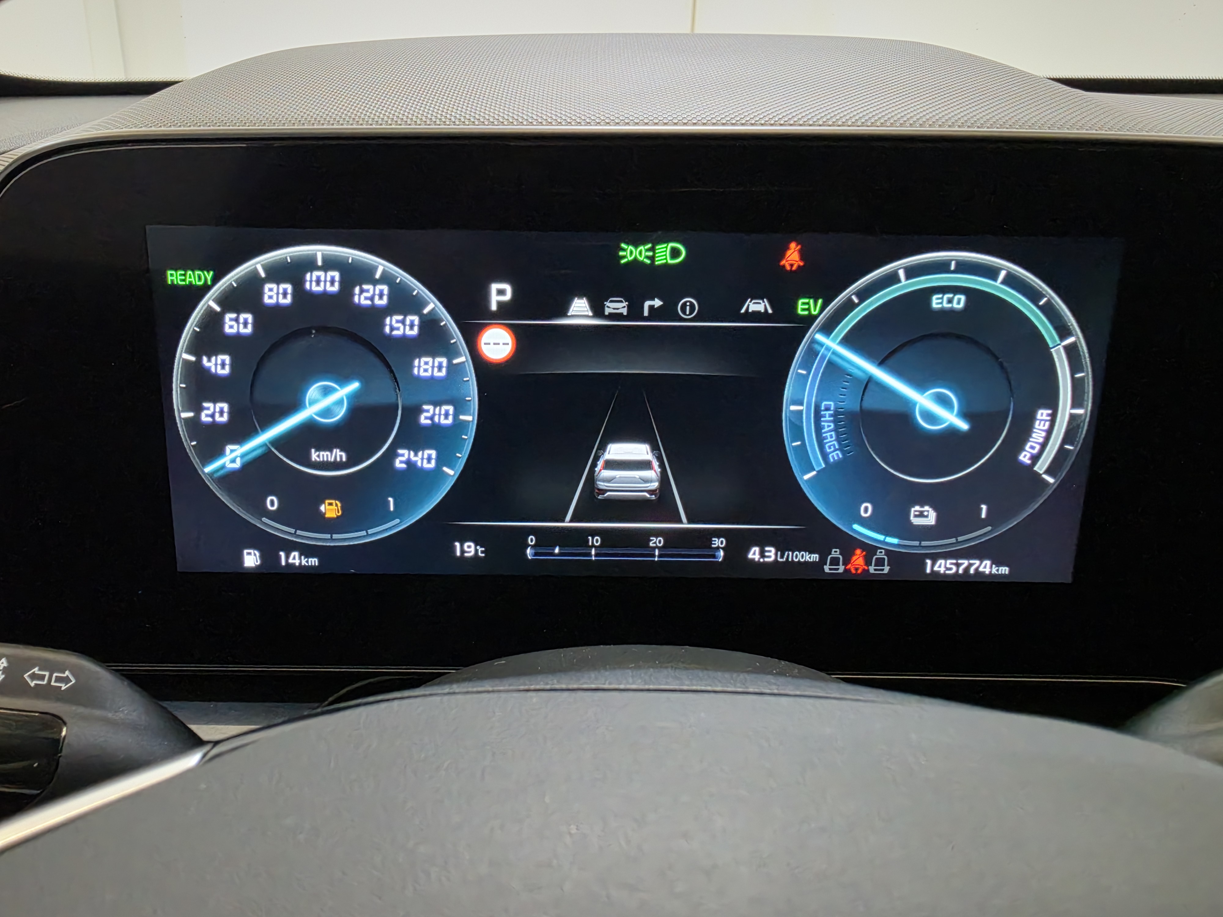 Kia Niro 1.6 GDI Hybrid Premium 19
