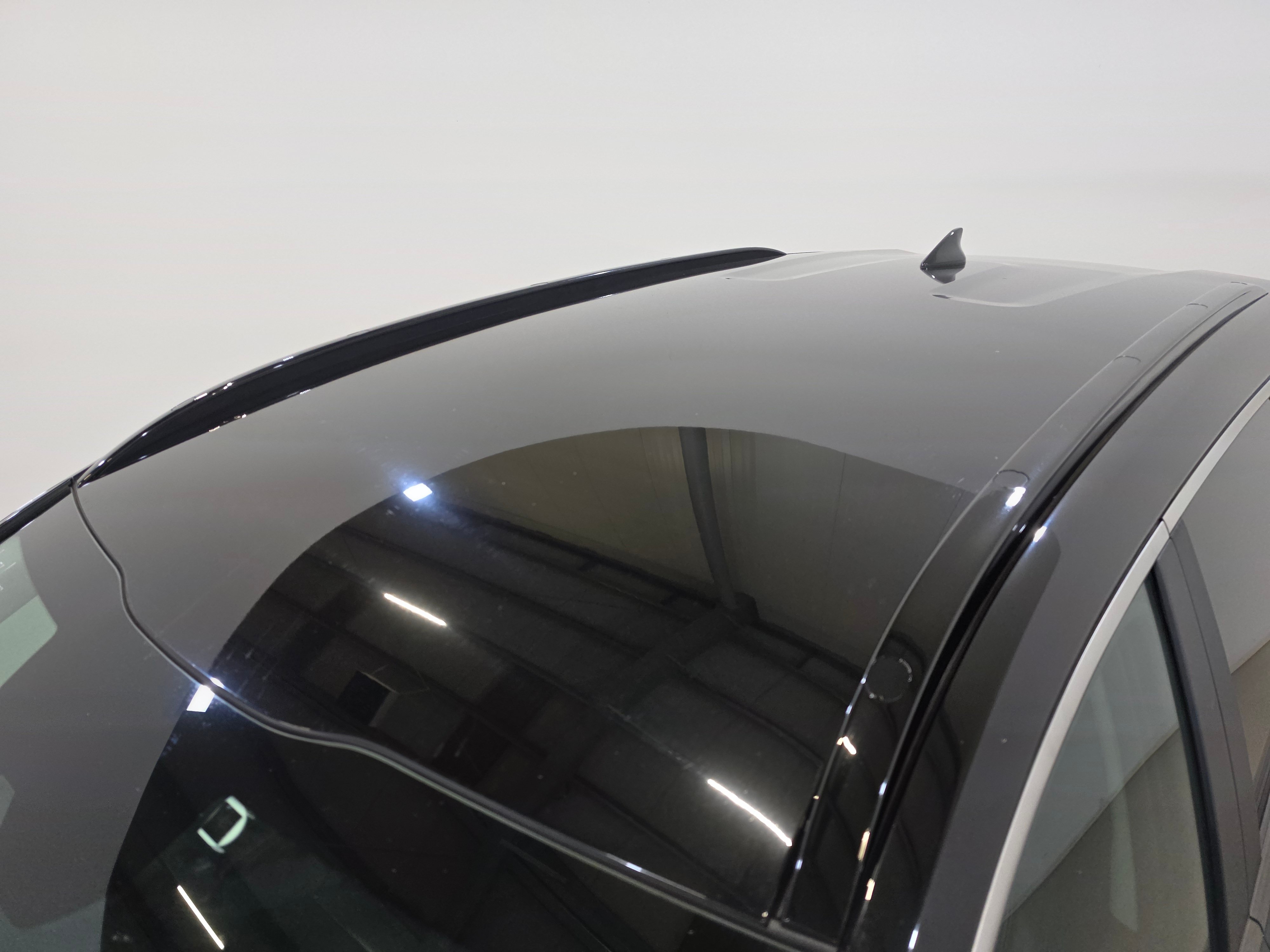 Kia Niro 1.6 GDI Hybrid Premium 20