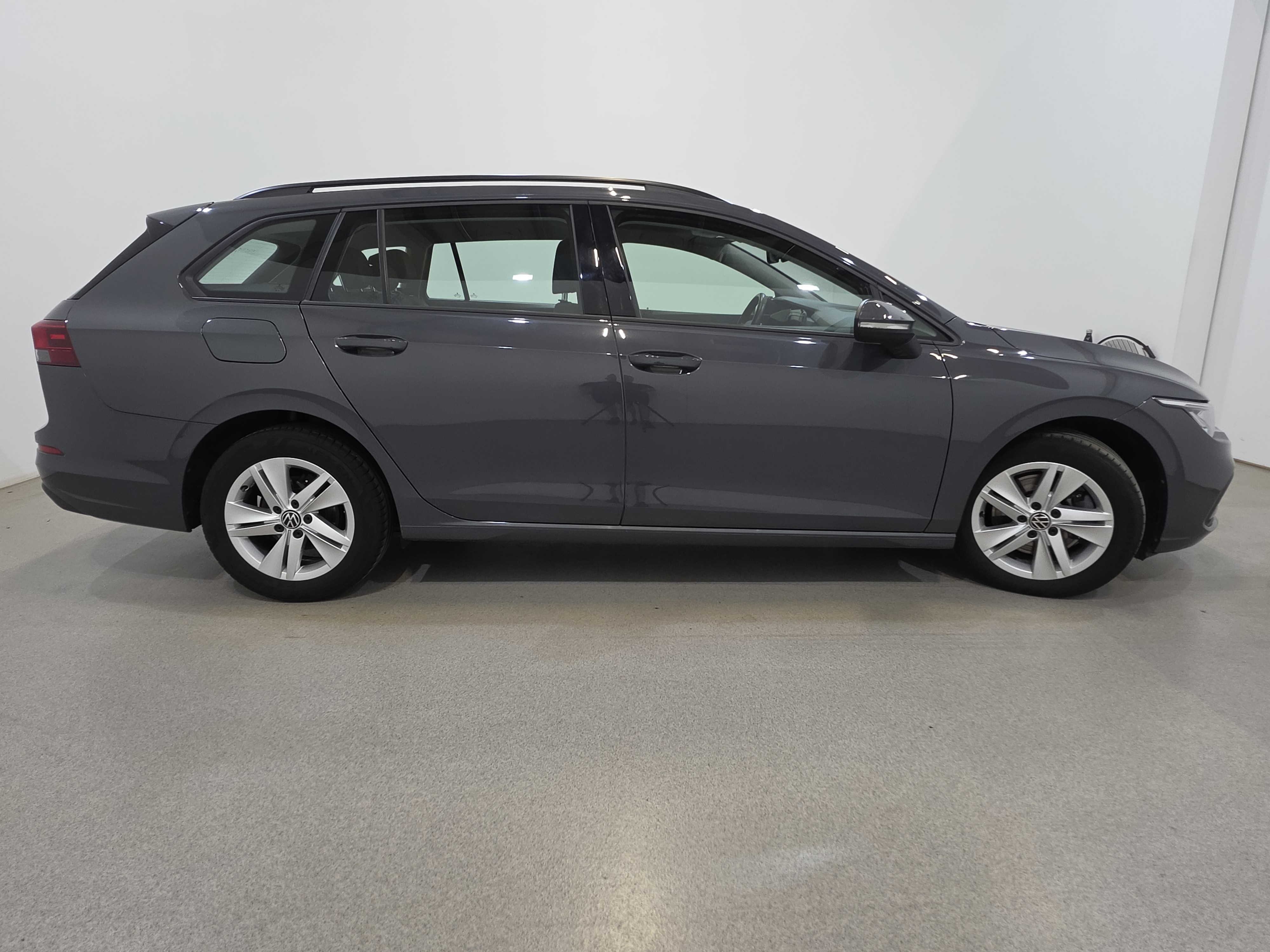 Volkswagen Golf Variant 2.0 TDI Life 5
