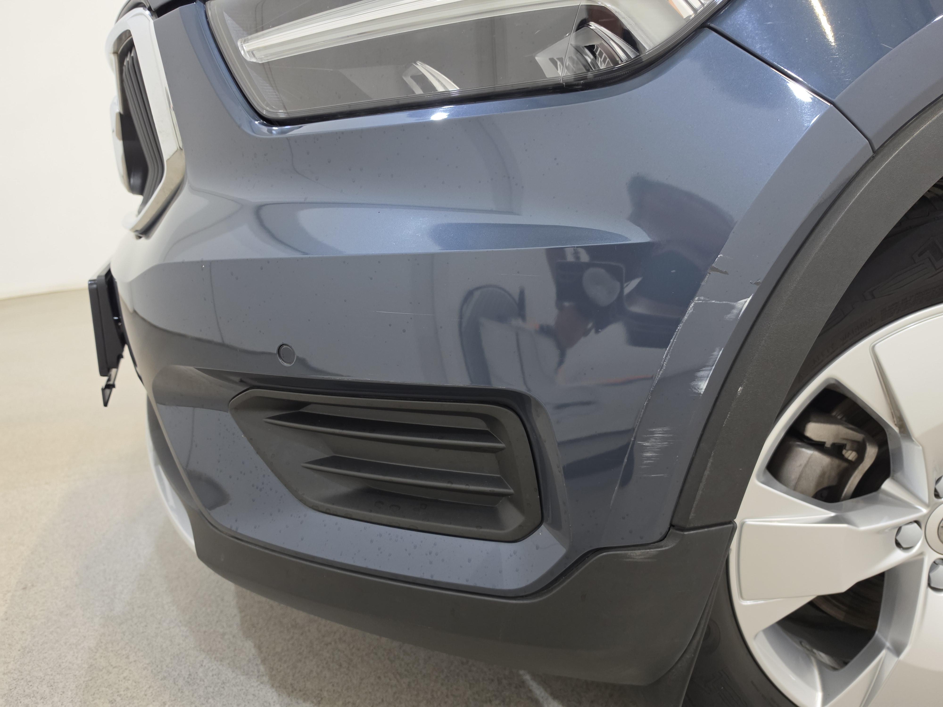 Volvo XC40 2.0 B4 AWD 25
