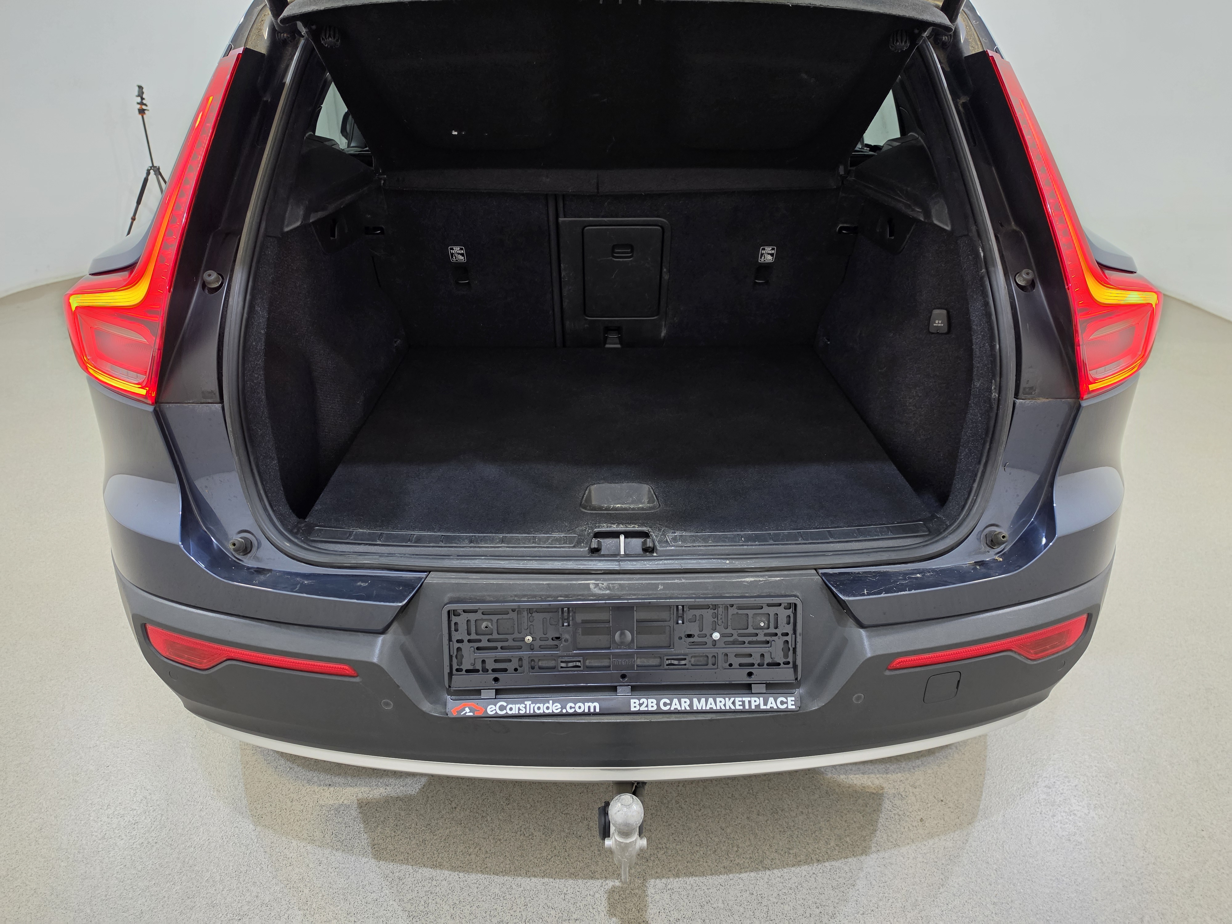 Volvo XC40 2.0 B4 AWD 14