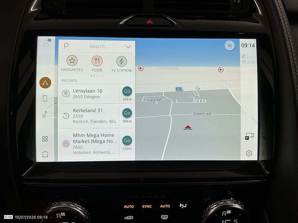 Jaguar E-Pace P300e Plug-In Hybrid R-Dynamic 7