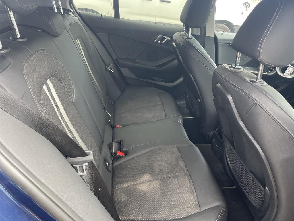 BMW 118i Sport-Line 9