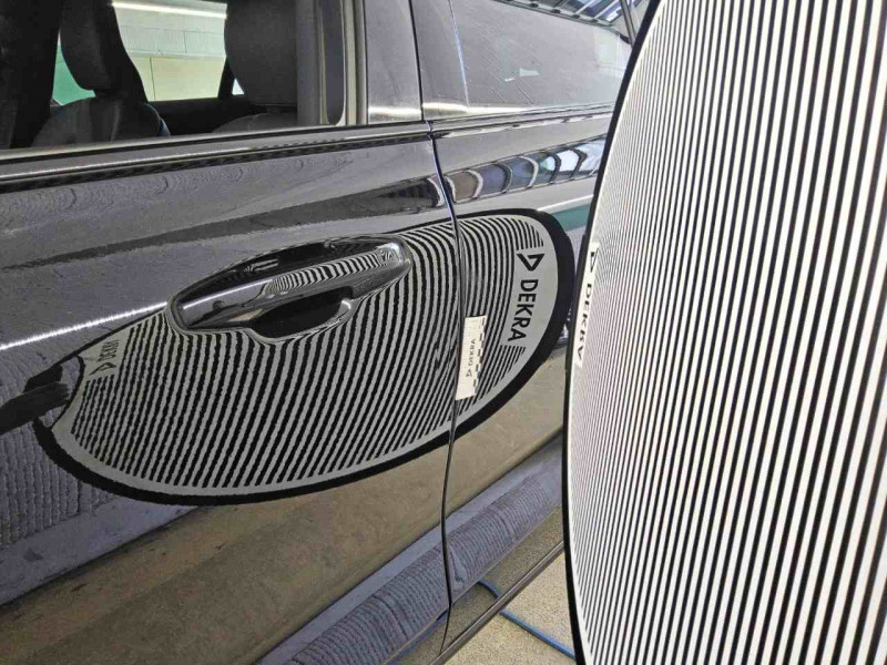 Volvo V60 2.0 T6 Plug-In Hybrid Plus Dark AWD 17