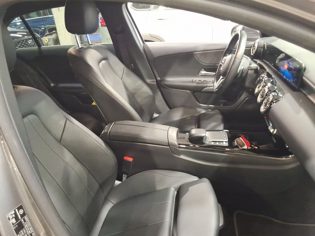 Mercedes-Benz A 180d Progressive 7