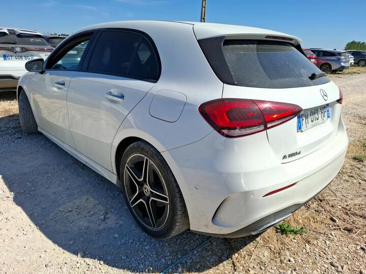 Mercedes-Benz A 180d AMG Night 4