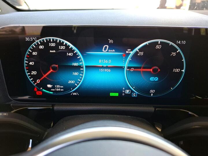 Mercedes-Benz EQA 250+ 67 kWh 14