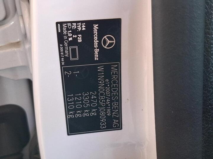 Mercedes-Benz EQA 250+ 67 kWh 15