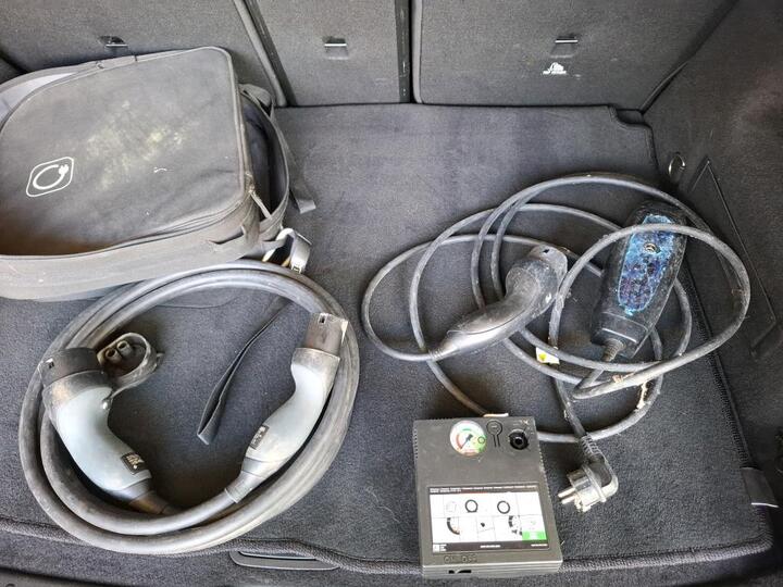 Mercedes-Benz EQA 250+ 67 kWh 12