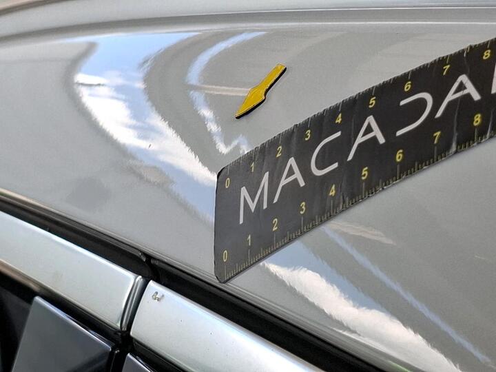 Mercedes-Benz EQA 250+ 67 kWh 22
