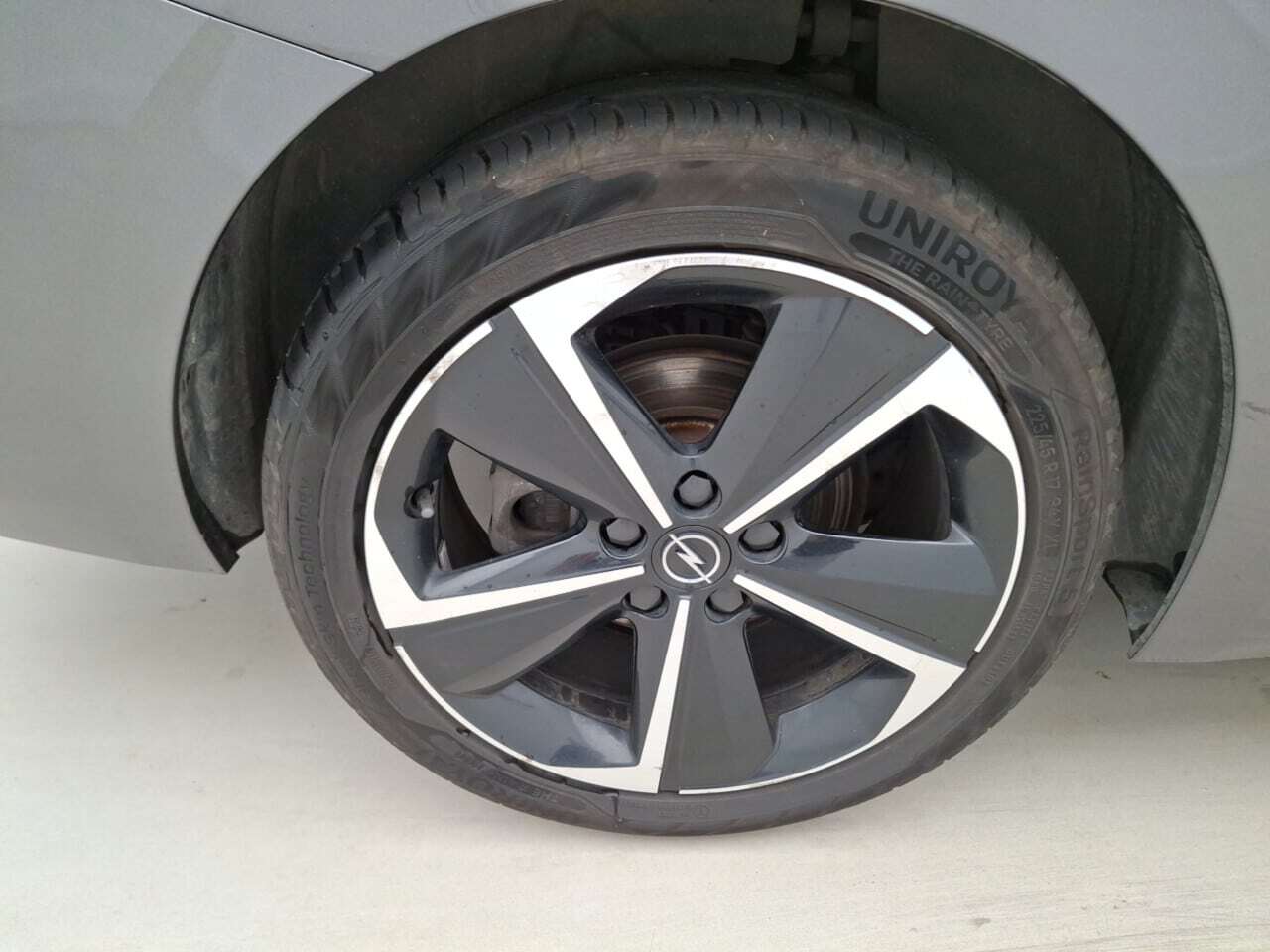 Opel Astra 1.5 Turbo D Elegance 26
