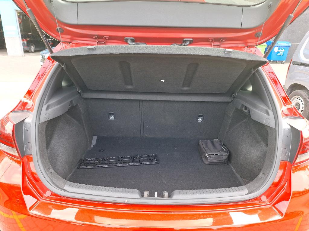 Hyundai i30 1.0 T-GDI N-Line Mild-Hybrid 7
