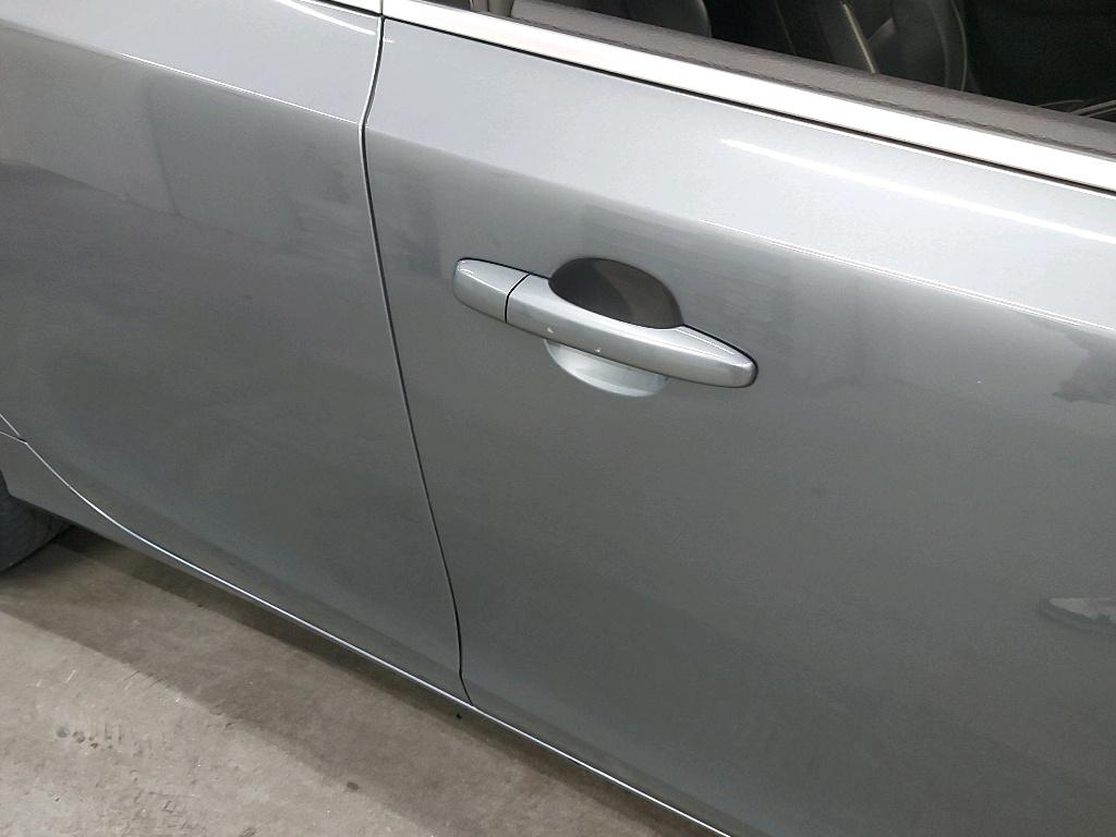 Volvo V40 2.0 T2 R-Design 23