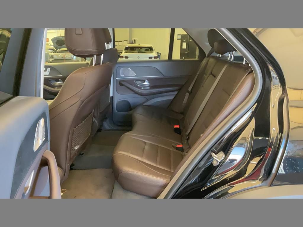 Mercedes-Benz GLE 300d 4Matic 10