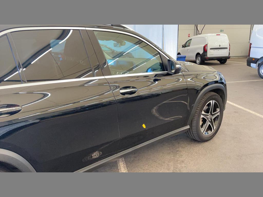 Mercedes-Benz GLE 300d 4Matic 33