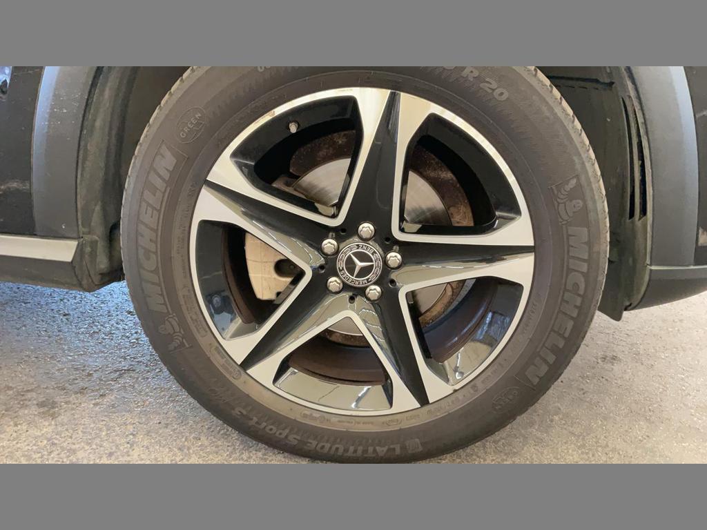 Mercedes-Benz GLE 300d 4Matic 36