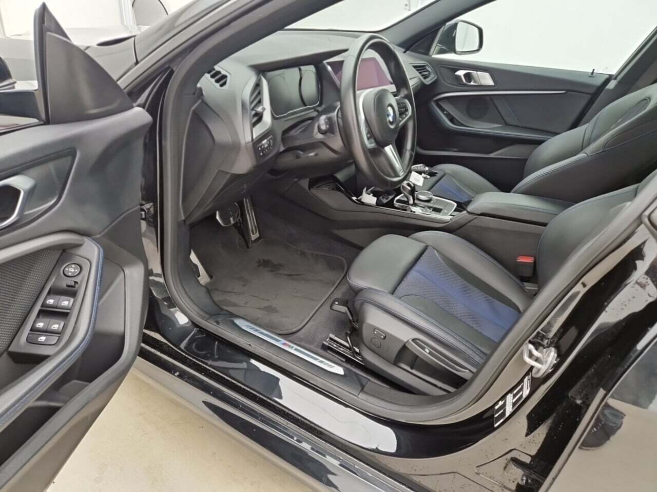 BMW 216d Gran Coupe M-Sport 7