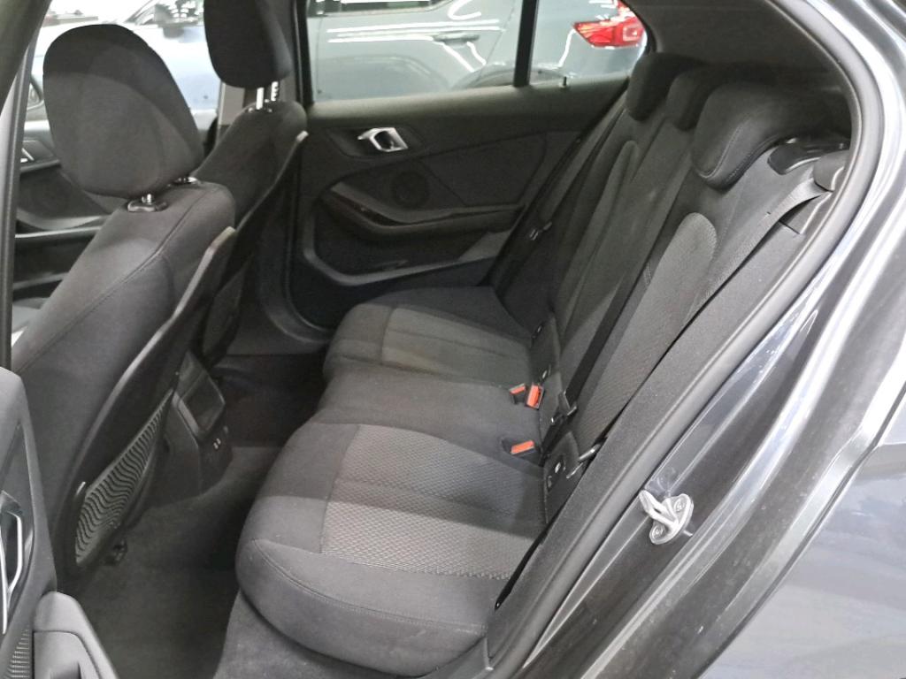 BMW 118d Aut. 6