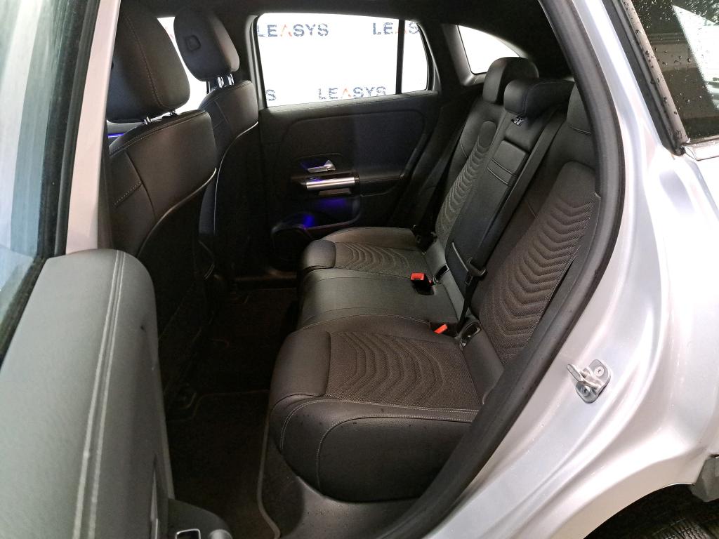 Mercedes-Benz EQA 250 6