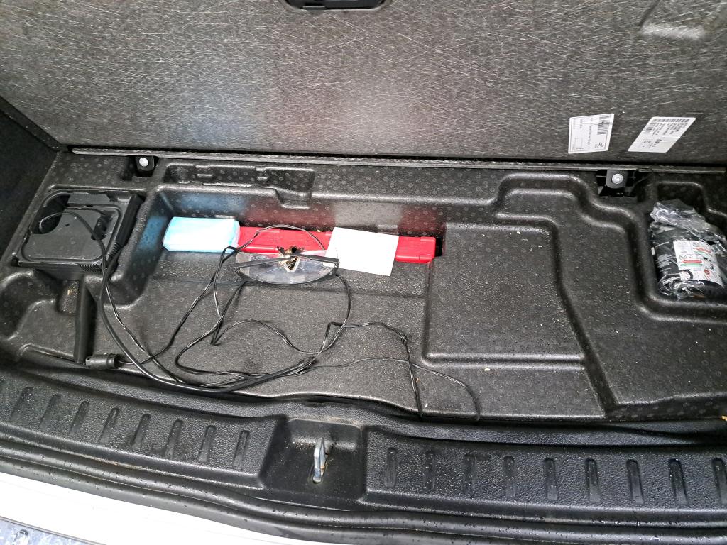 Mercedes-Benz EQA 250 9
