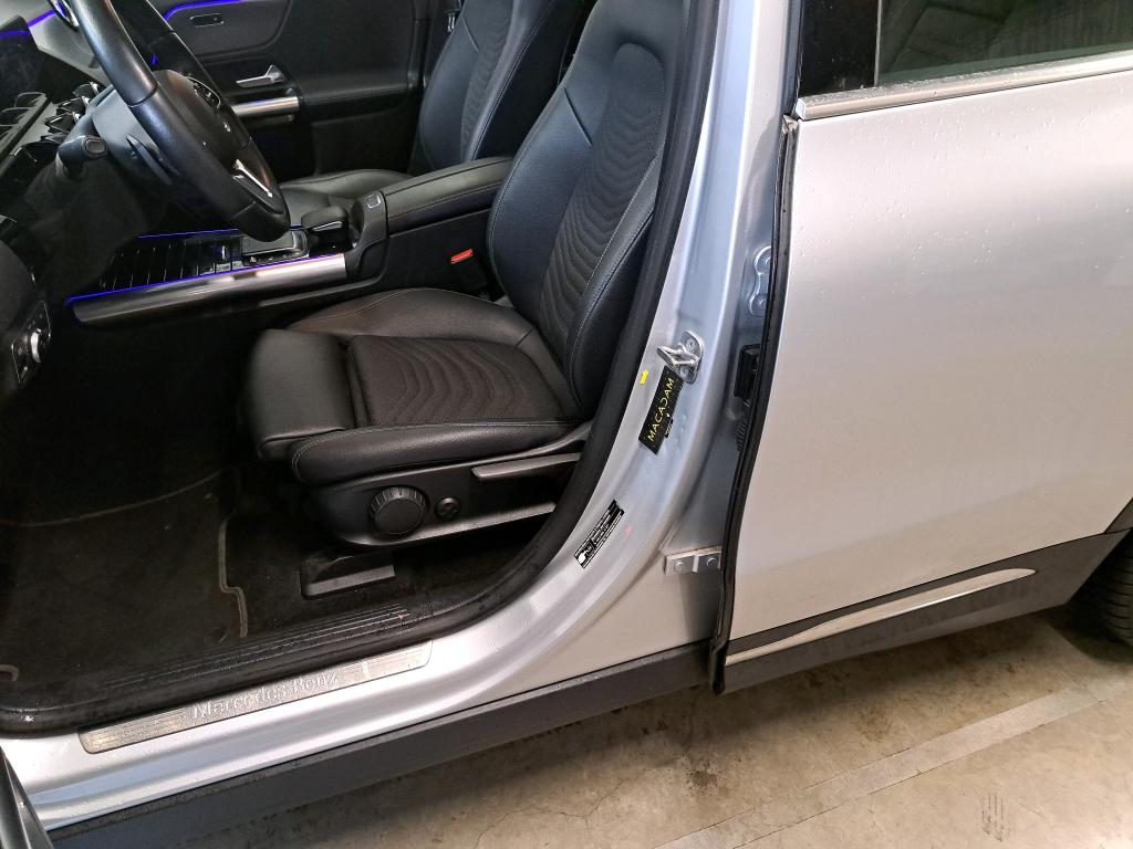 Mercedes-Benz EQA 250 21