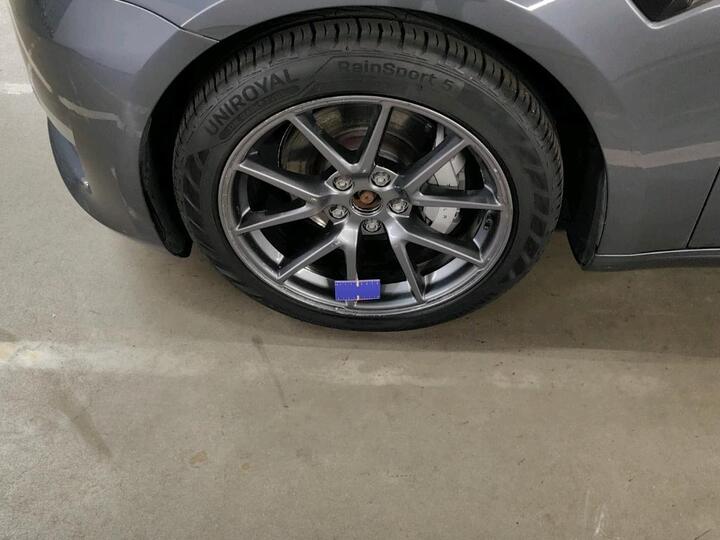 Tesla Model 3 Long Range Dual Motor AWD 33
