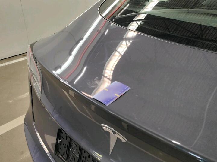 Tesla Model 3 Long Range Dual Motor AWD 23