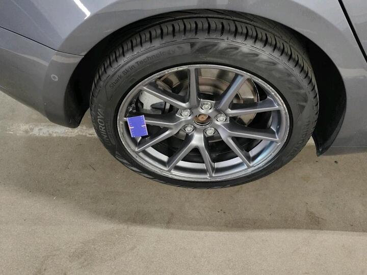 Tesla Model 3 Long Range Dual Motor AWD 35