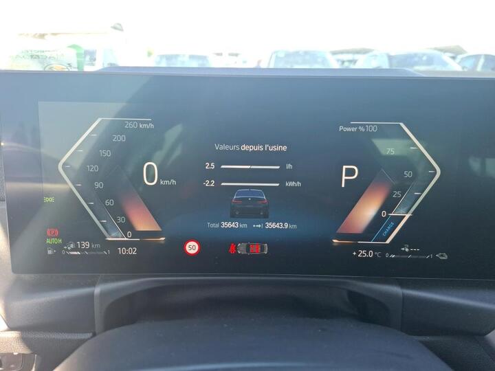 BMW 320e Plug-In Hybrid 11