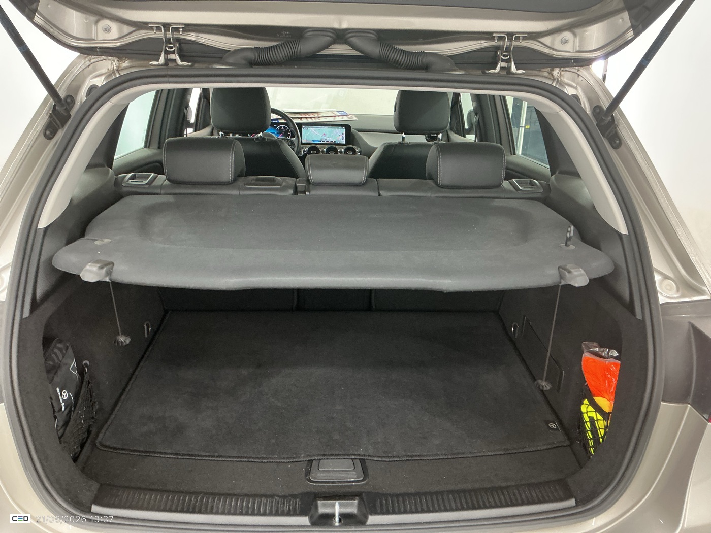 Mercedes-Benz B 180d 9