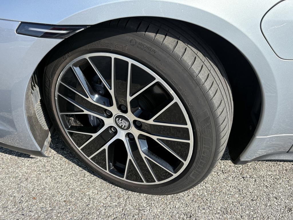 Porsche Taycan 19