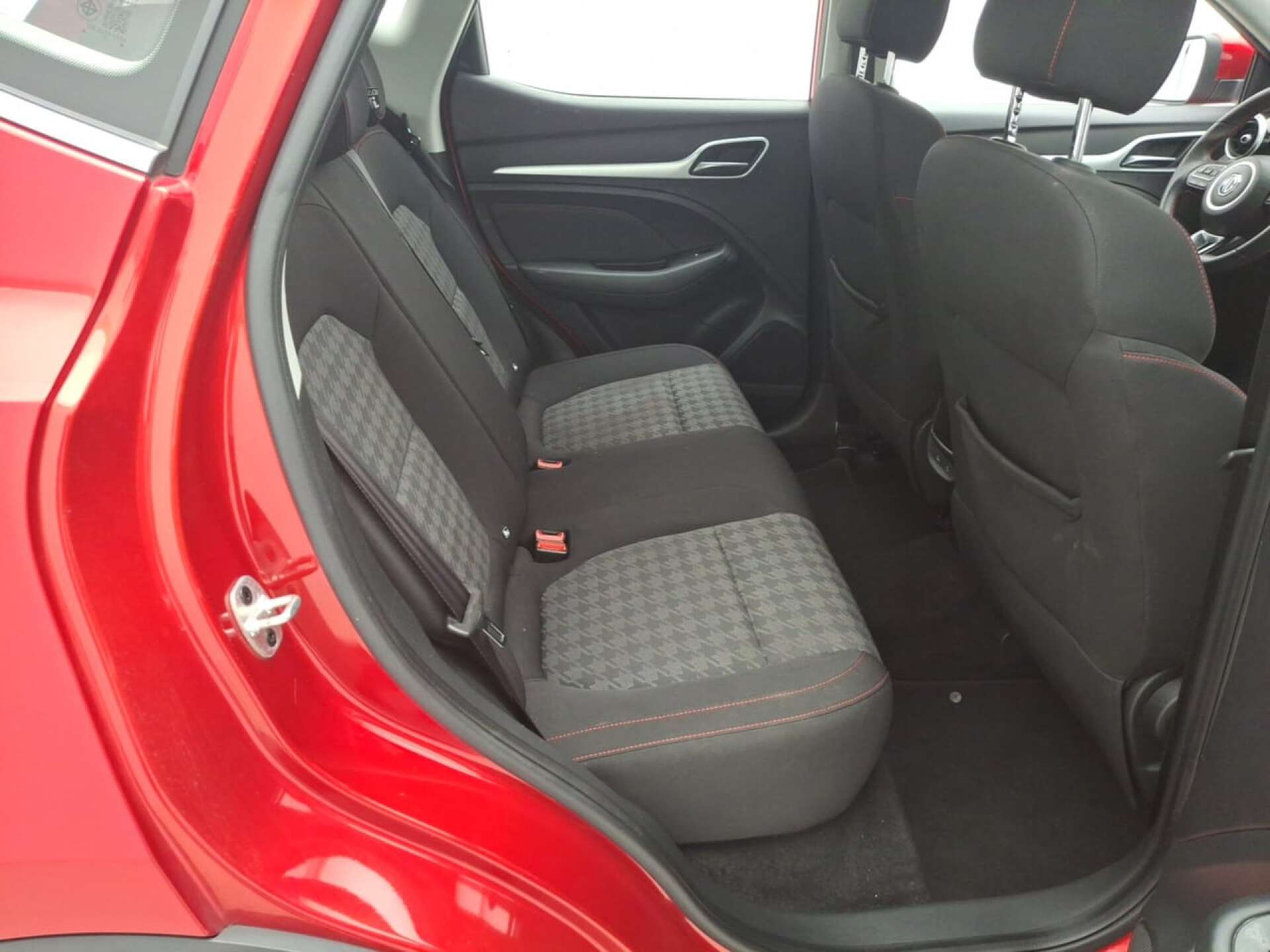 MG ZS 1.5 VTI-Tech Comfort 7