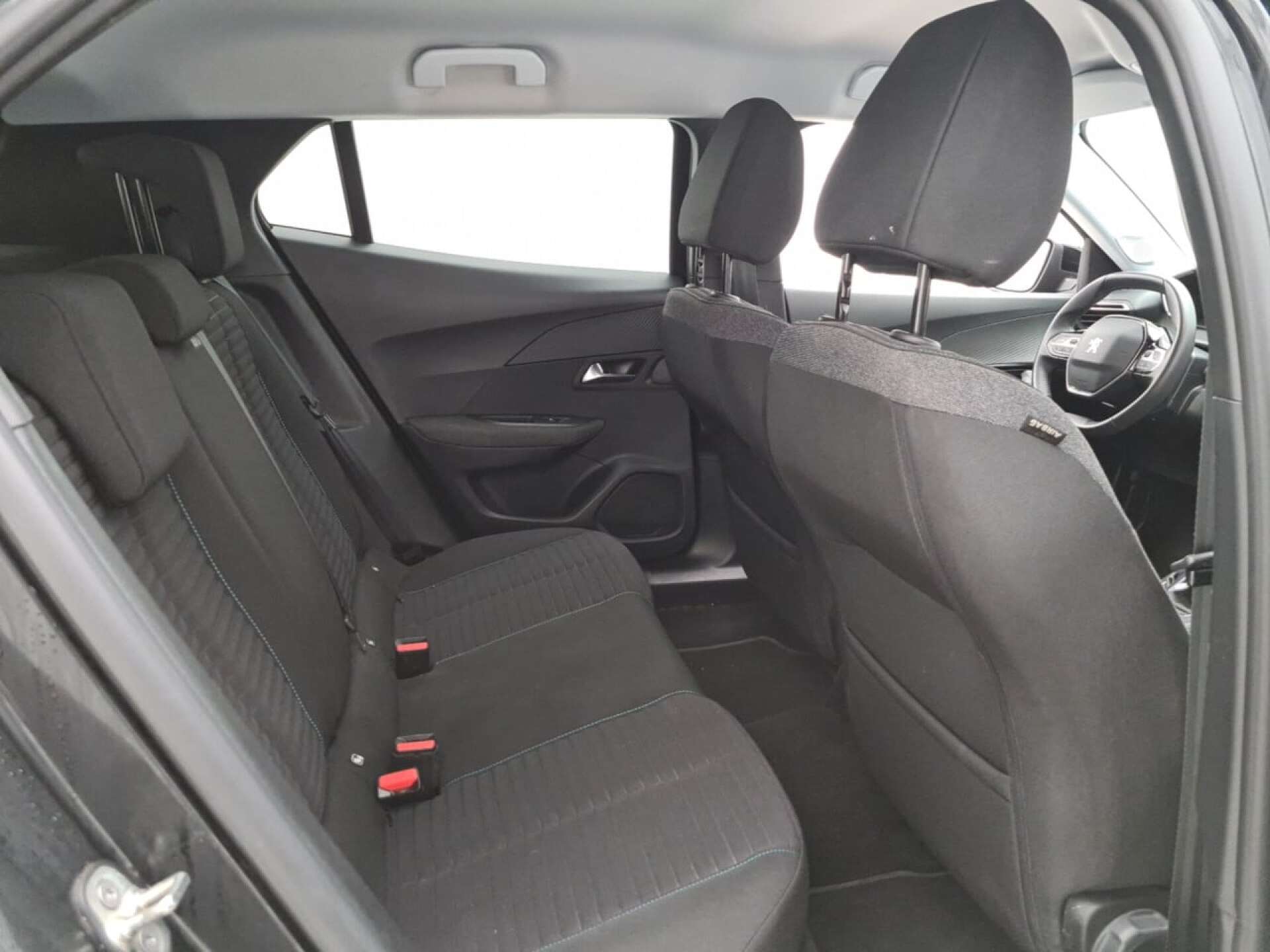 Peugeot 2008 1.5 BlueHDi Active 12