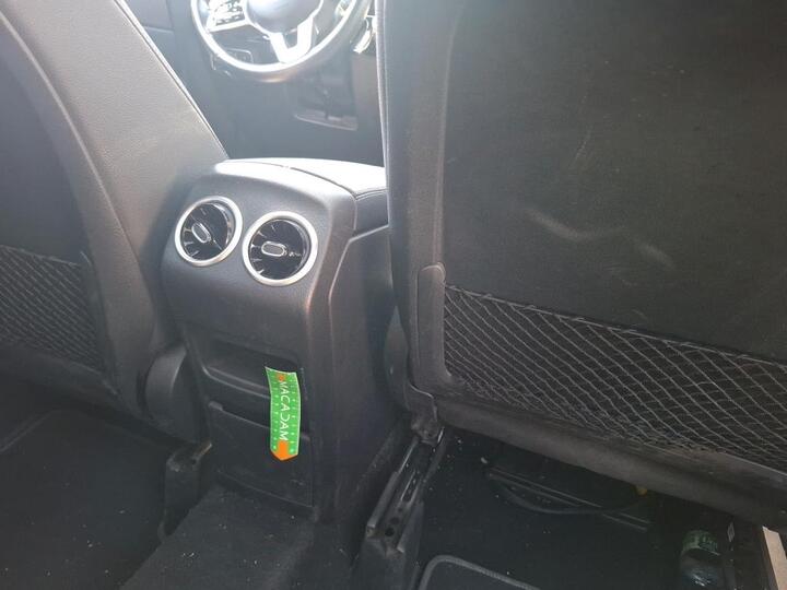 Mercedes-Benz GLA 200 d 35