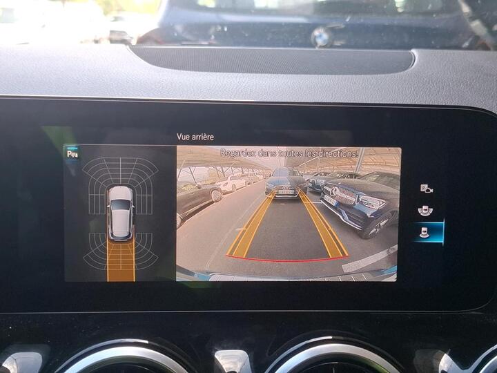 Mercedes-Benz GLA 250 e Plug-In Hybrid 7