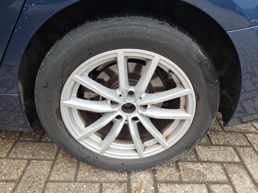 BMW 318i 40