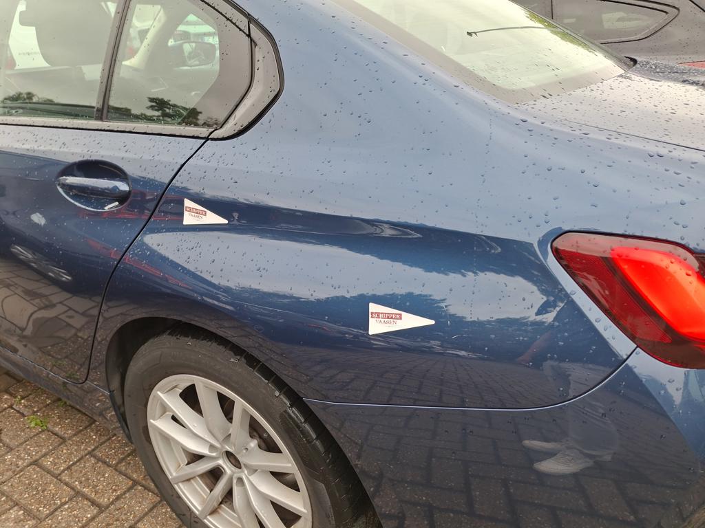 BMW 318i 24