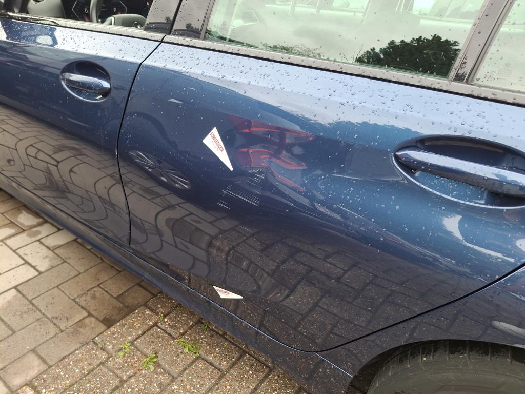 BMW 318i 22