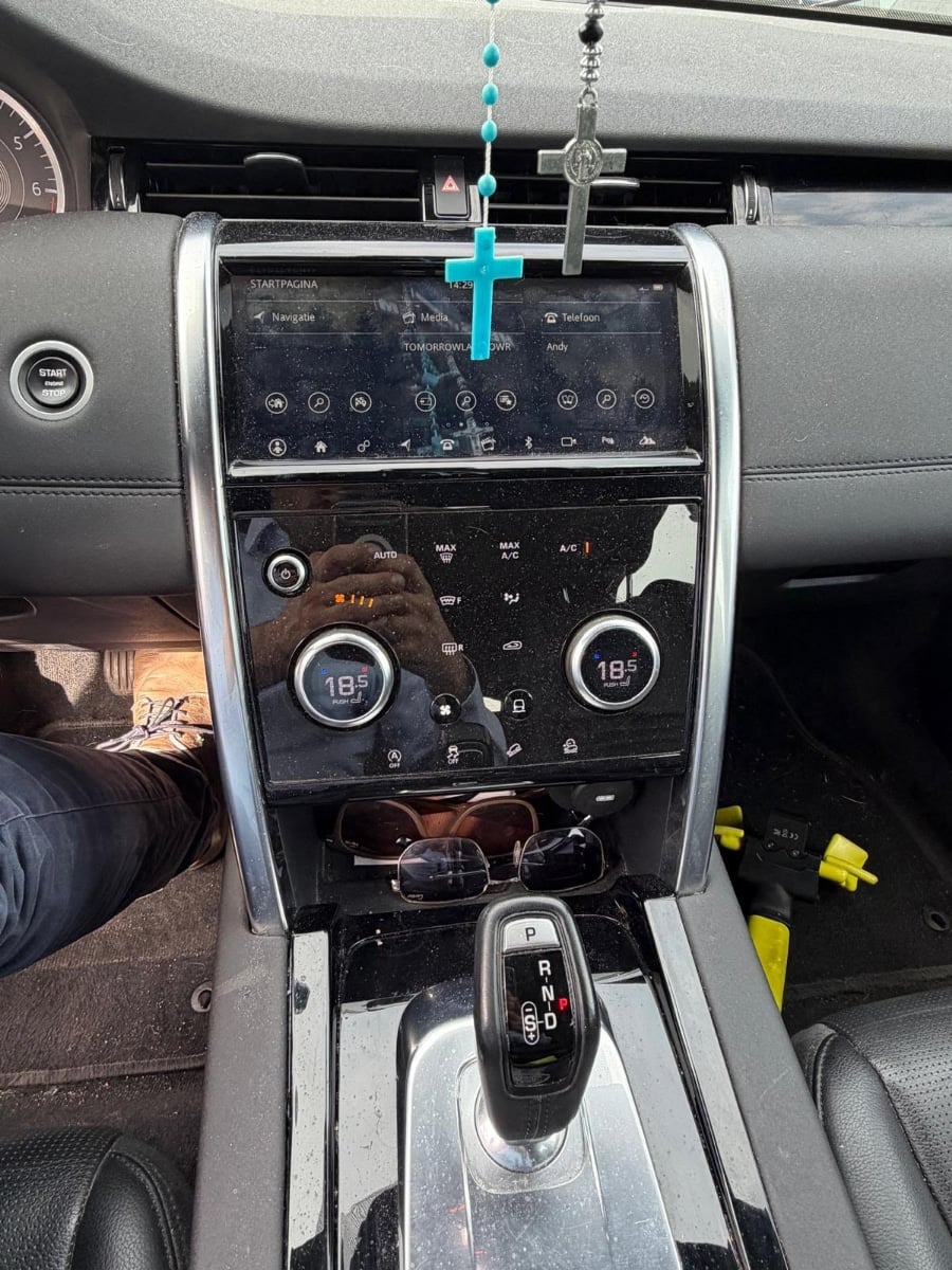 Land Rover Discovery 2.0 P200 Mild-Hybrid 4WD Automático 8