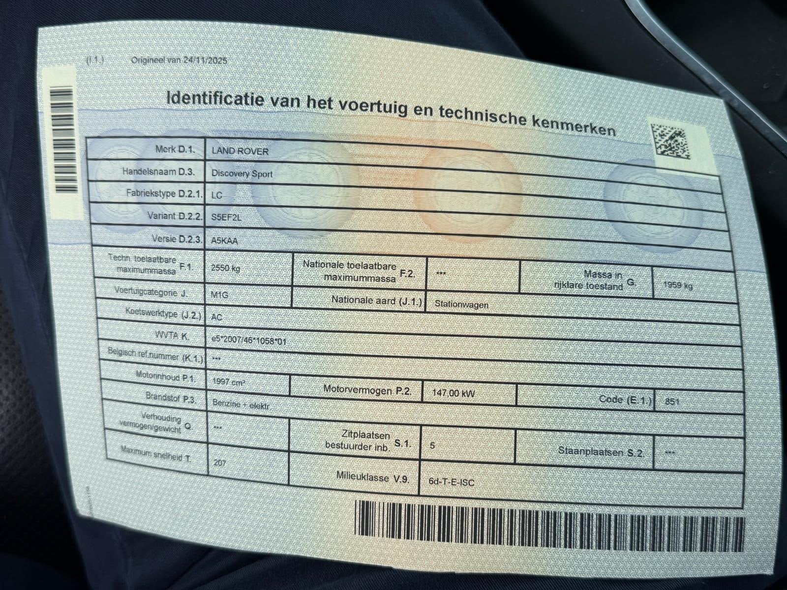 Land Rover Discovery 2.0 P200 Mild-Hybrid 4WD Automático 12