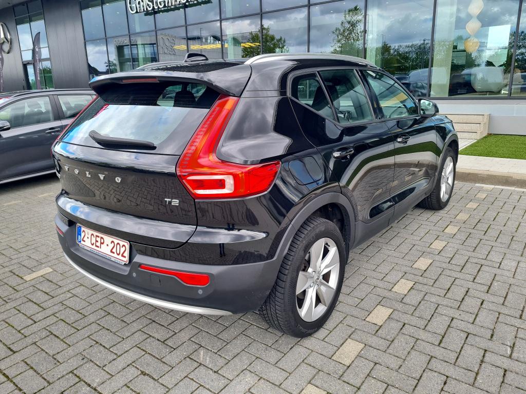 Volvo XC40 1.5 T2 Facelift Momentum Pro 2