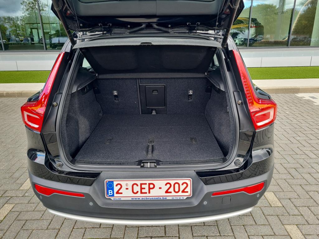 Volvo XC40 1.5 T2 Facelift Momentum Pro 6