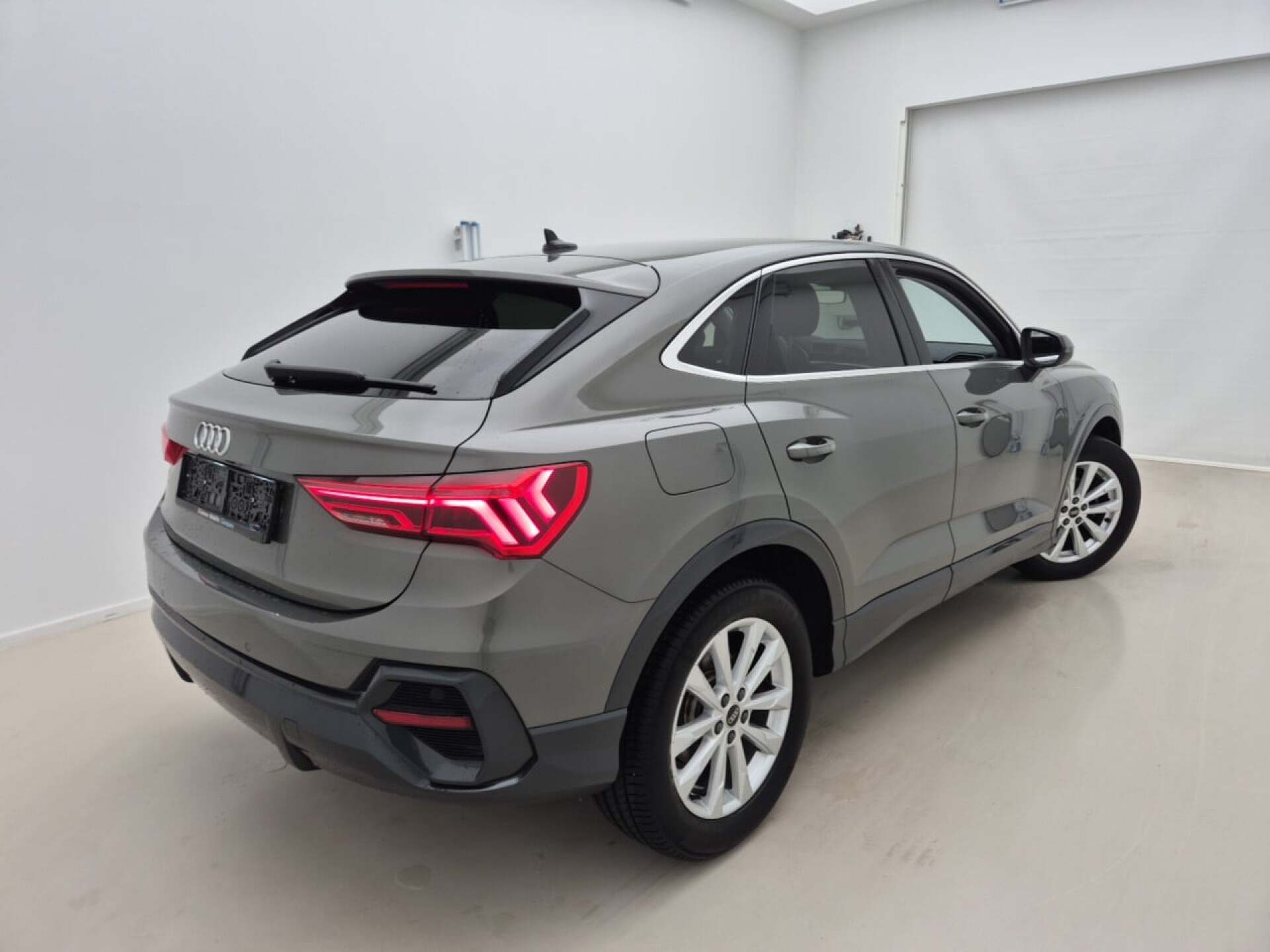 Audi Q3 Sportback 2.0 35 TDI 3