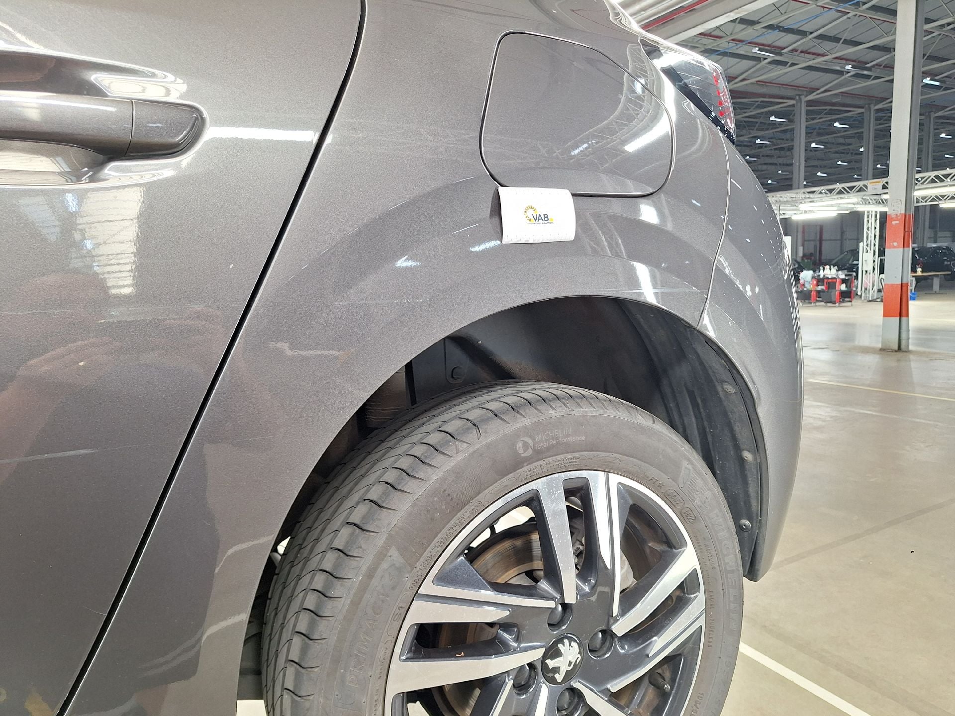 Peugeot 208 1.5 BlueHDi Allure 18
